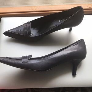 Nine West Dark Purple 2” heels